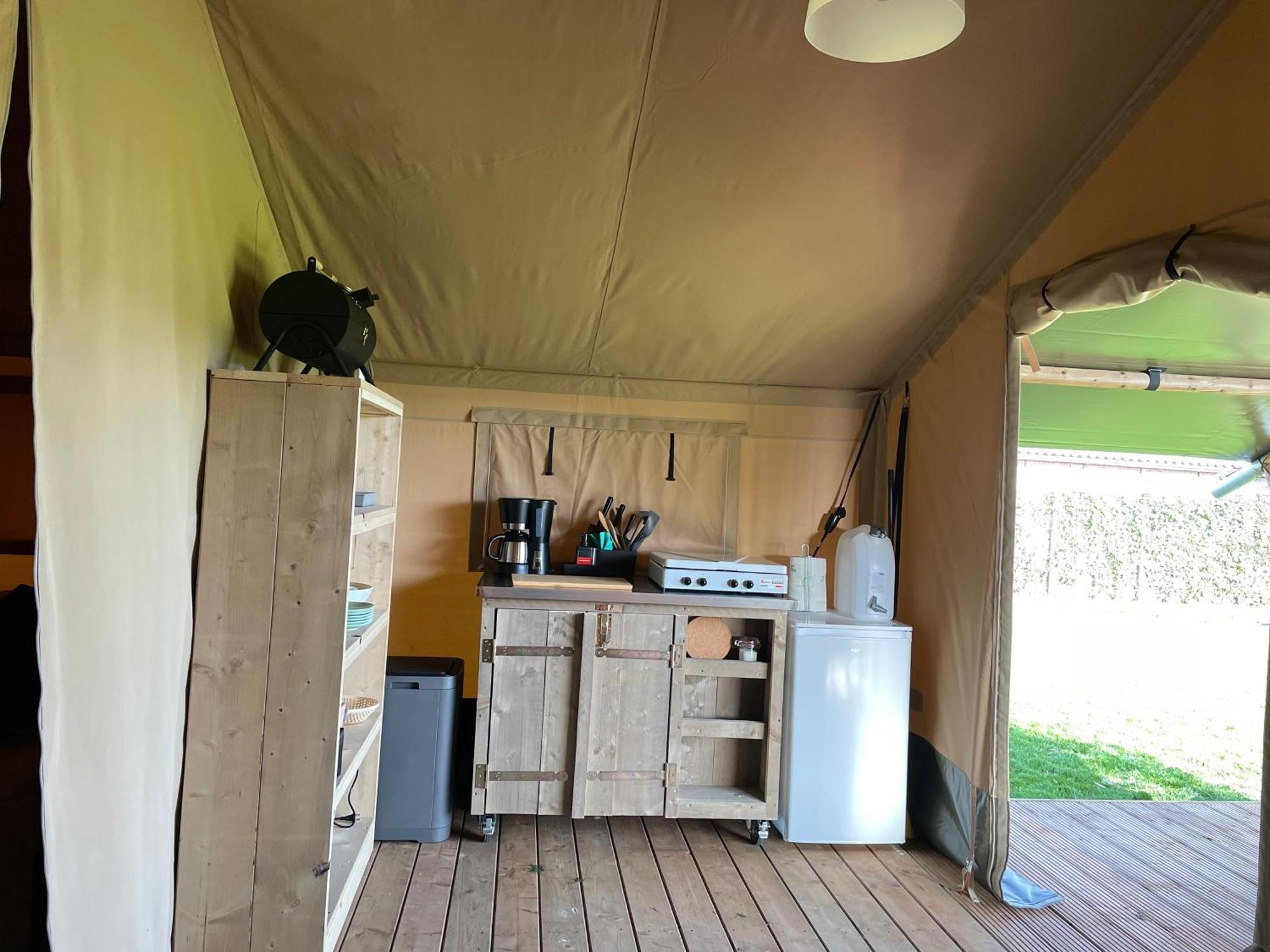 Camping De Hof van Eeden Hotel Warmond Kamer foto